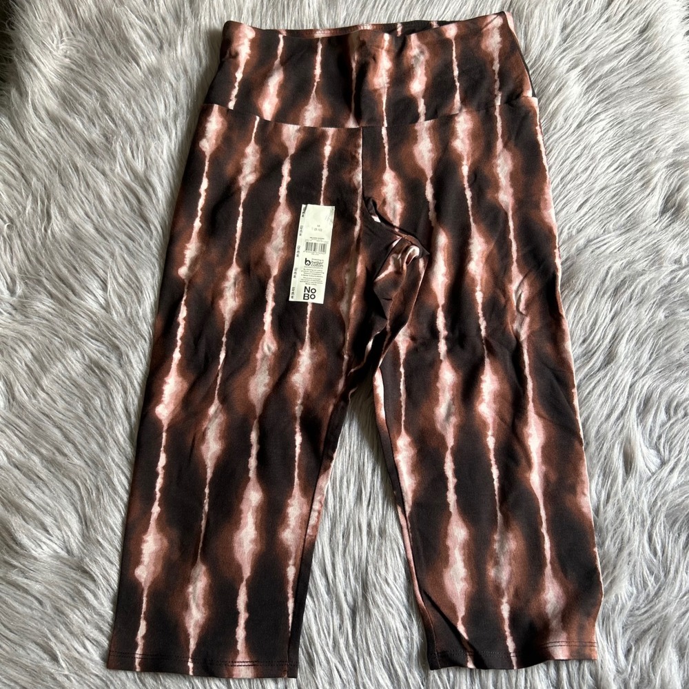 No Boundaries Capri Leggings Womens Size‎ Medium Brown Tie Dye Stretch Pants
